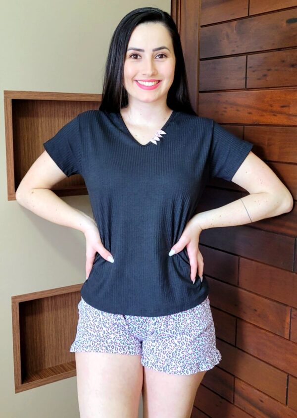 Pijama Blusa Canelada Shorts Meia Malha Estampado Ref.3050 - Image 3