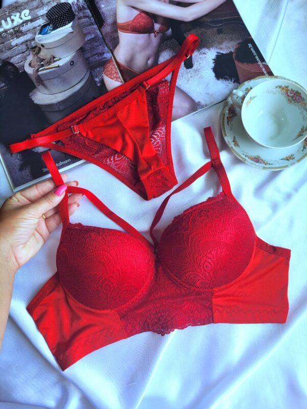 Conjunto de Lingerie Strappy Ref.0087.