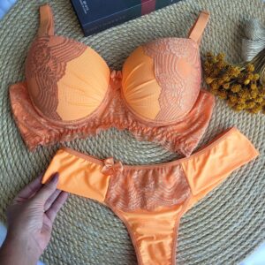 Conjunto Liz Plus Orange Ref.0096-Tamanho 48.
